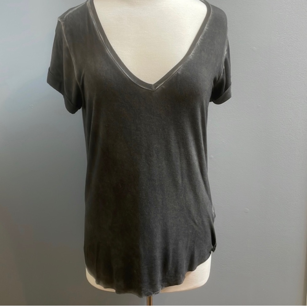 Paige Vneck distress tshirt